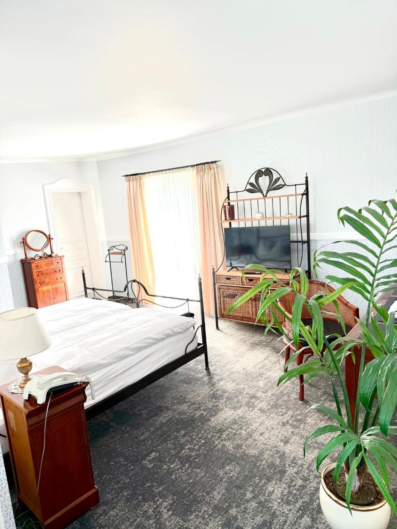 Hotel Seehof Leipzig Zwenkau Zewnętrze zdjęcie